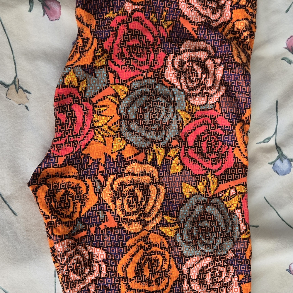 LuLaRoe Floral Patterned Leggings - Orange, Pink, Gray